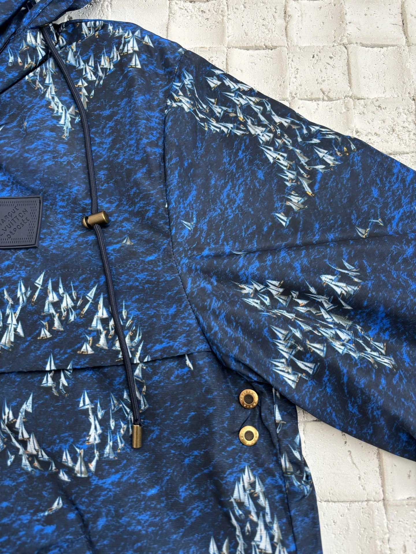 wg.luxury- 8V oversize item:E-F363F1133